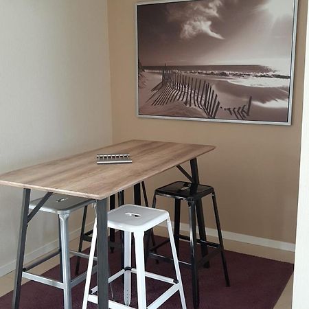 Appt Cosy 65 M2 Coeur De Ville A 150 M De La Plage Royan Exteriör bild