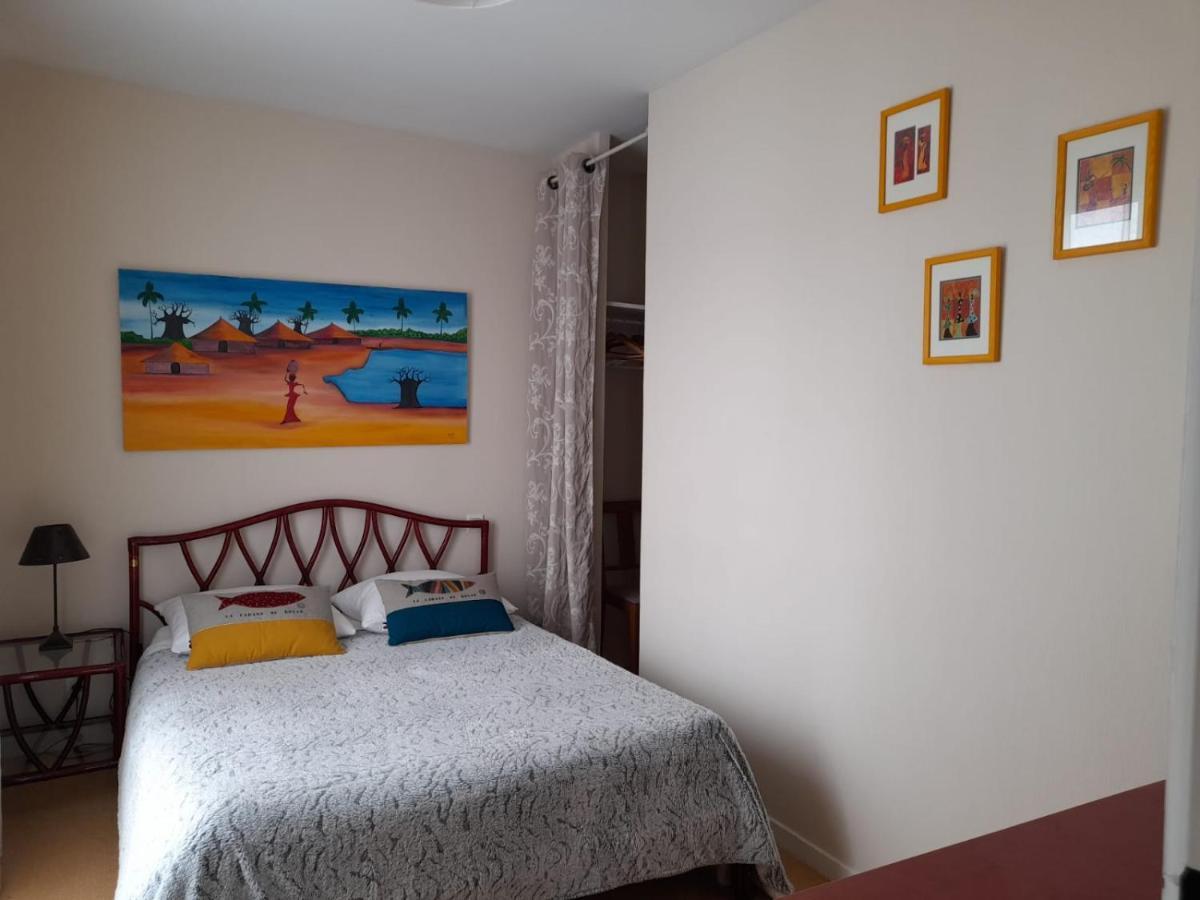 Appt Cosy 65 M2 Coeur De Ville A 150 M De La Plage Royan Exteriör bild
